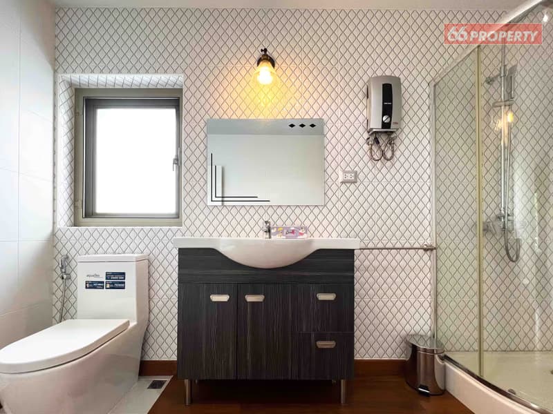 4 Bed House for Sale in Mueang Chiang Mai