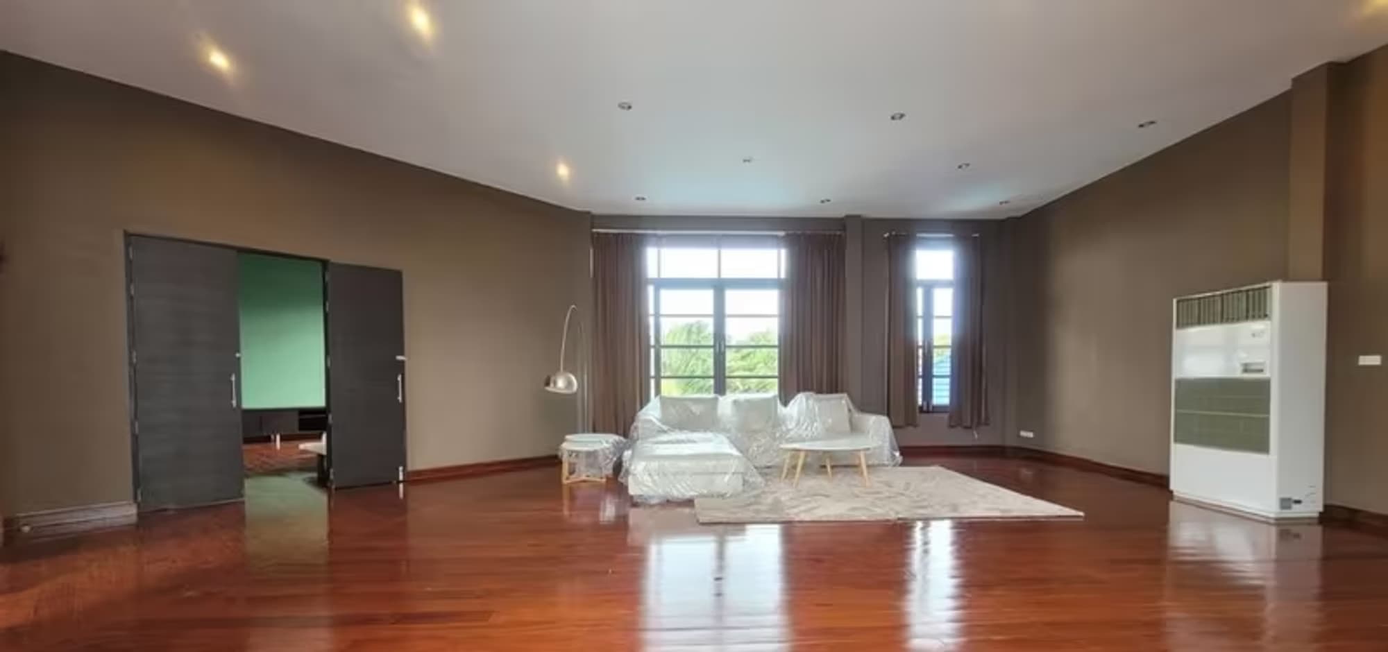 House for Rent in Phra Khanong. - Image 3
