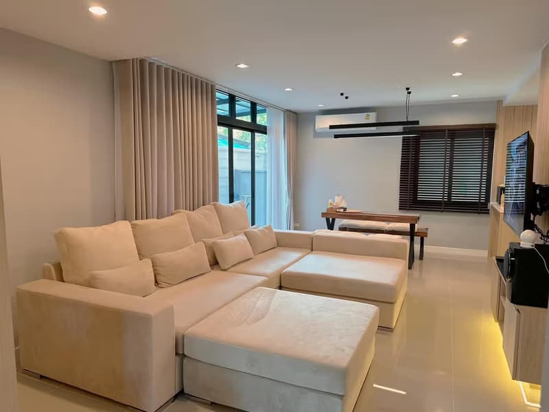 House for Sale in Bang Phli.