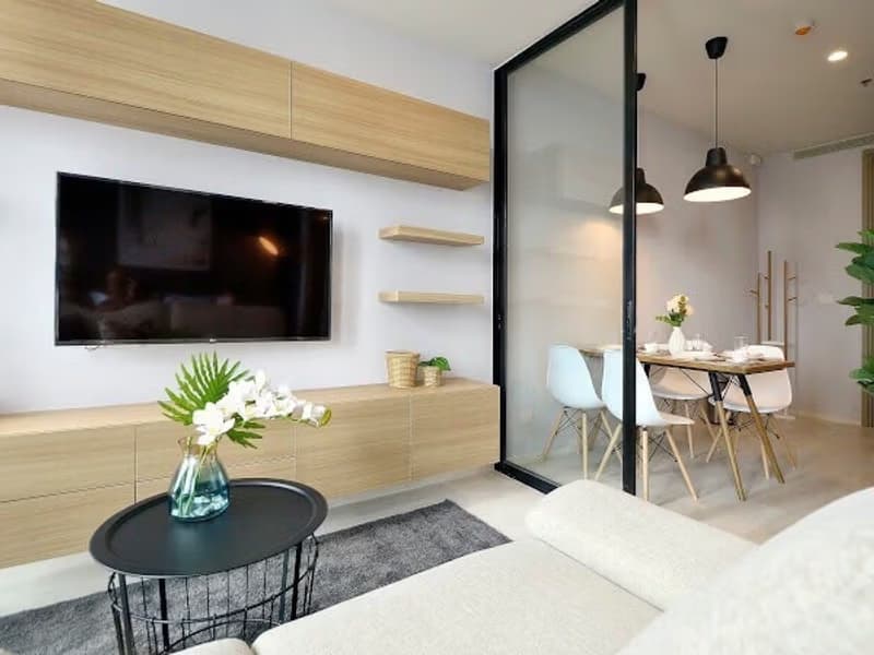 Condo for Rent at Noble Phloen Chit