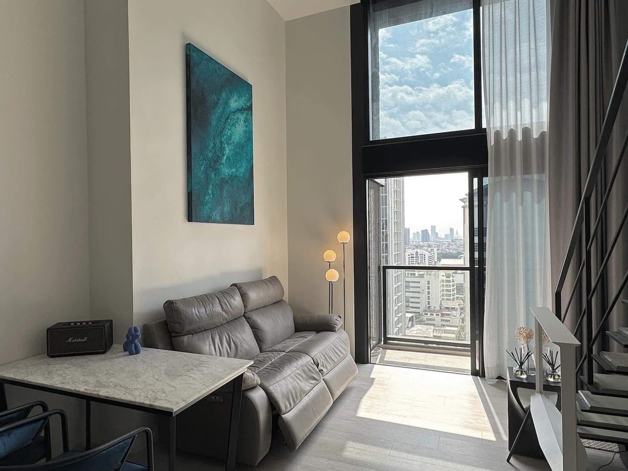 1 Bedroom Condo - Image 1