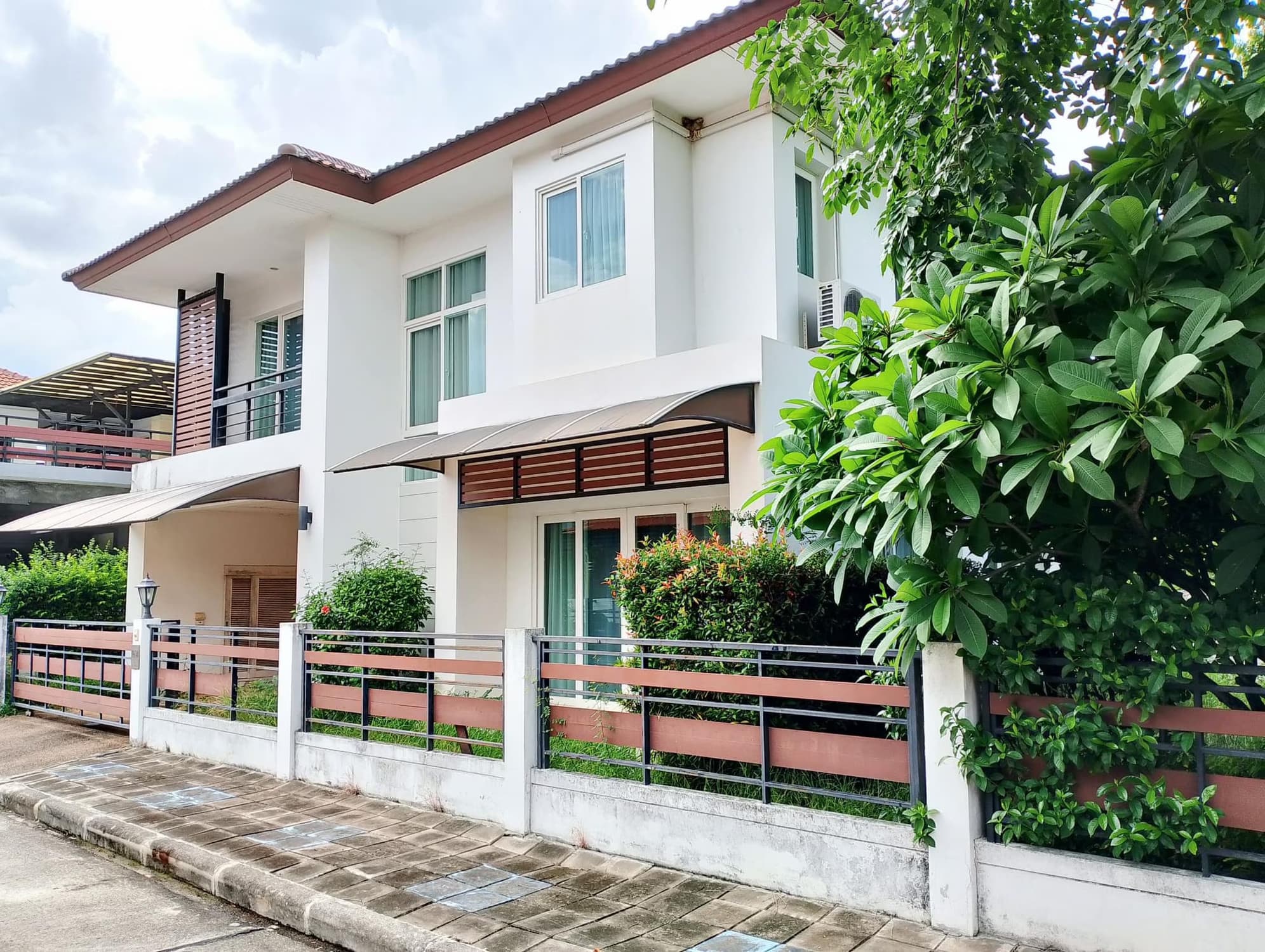 3 Bed House for Rent in Mueang Chiang Mai - Image 1