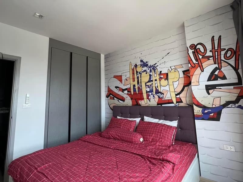 1 Bedroom Condo