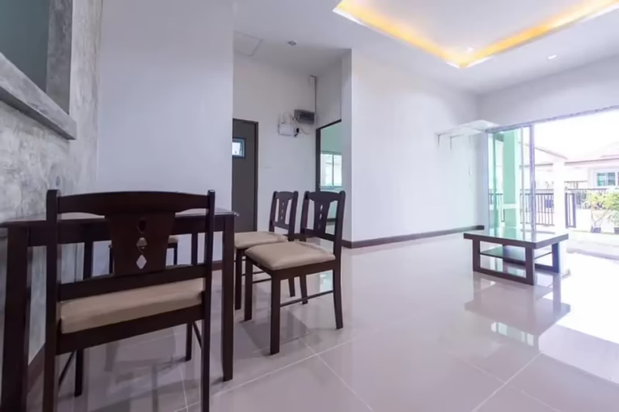 3 Bedroom House - Image 4