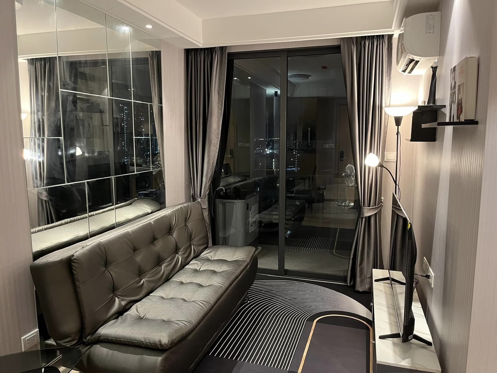 1 Bed Condo for Rent  Near Chong Nonsi BTS - Image 3