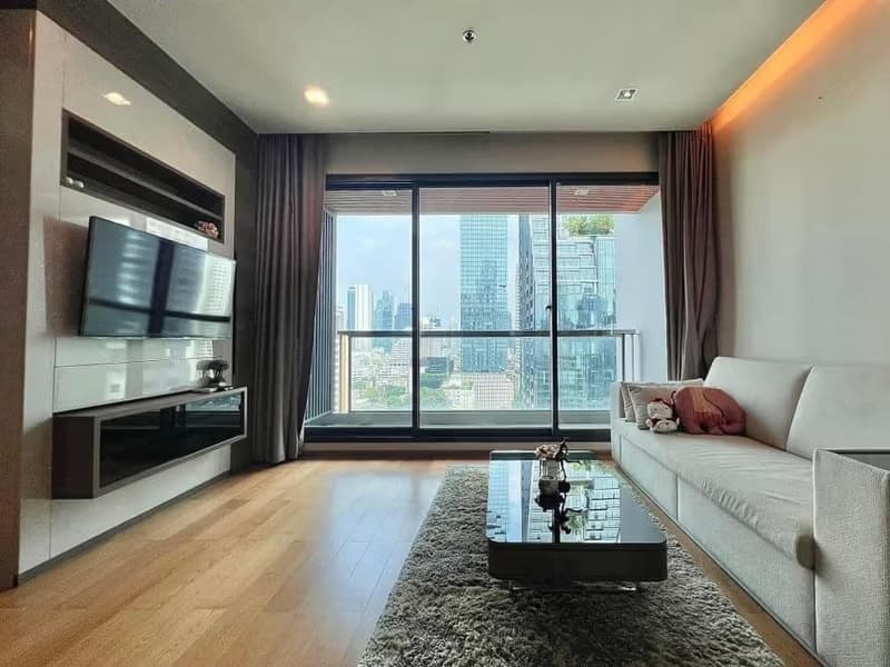 1 Bed Condo for Rent in Bang Rak