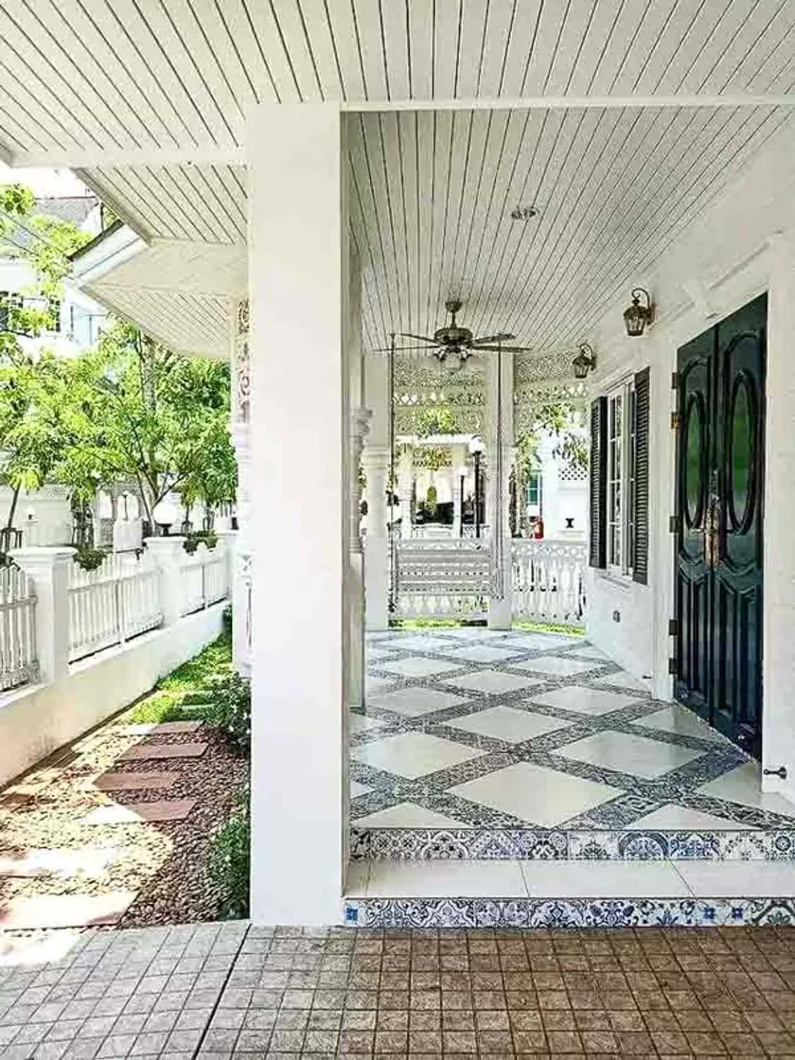 4 Bedroom House for Rent in Bang na - Image 6