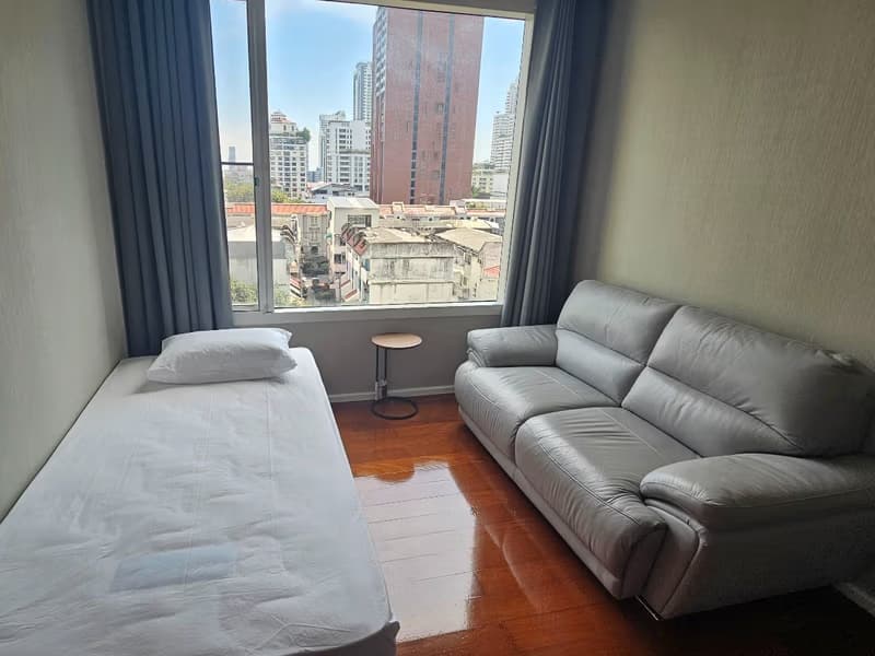 3 Bed Condo for Rent in Watthana