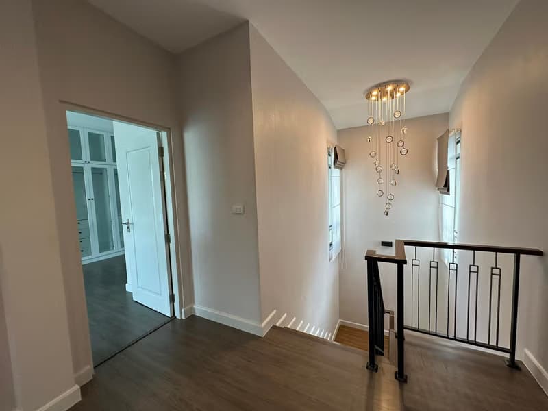 House for Sale in Bangkok Boulevard Rama 9
