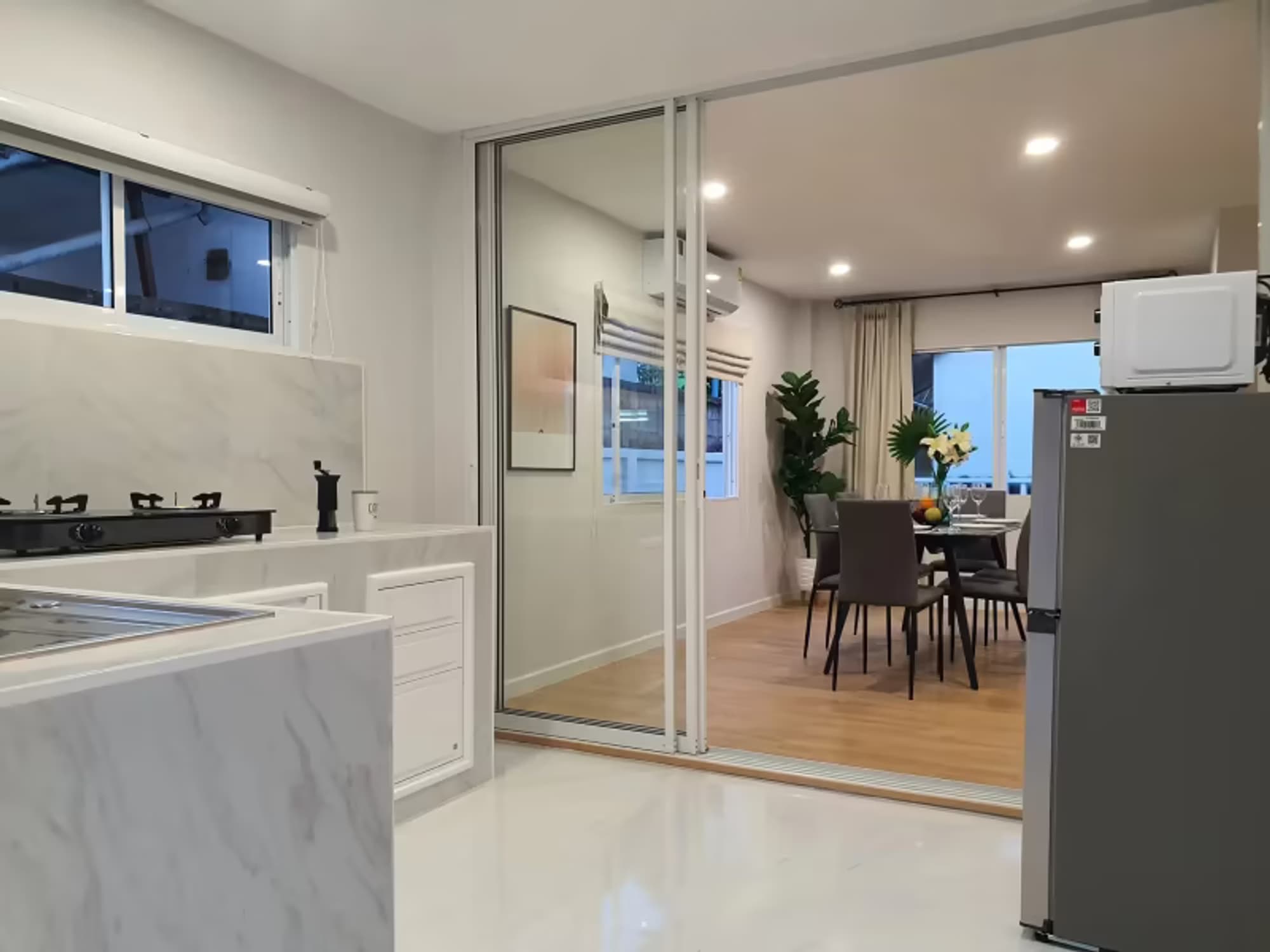 4 Bedroom House - Image 27