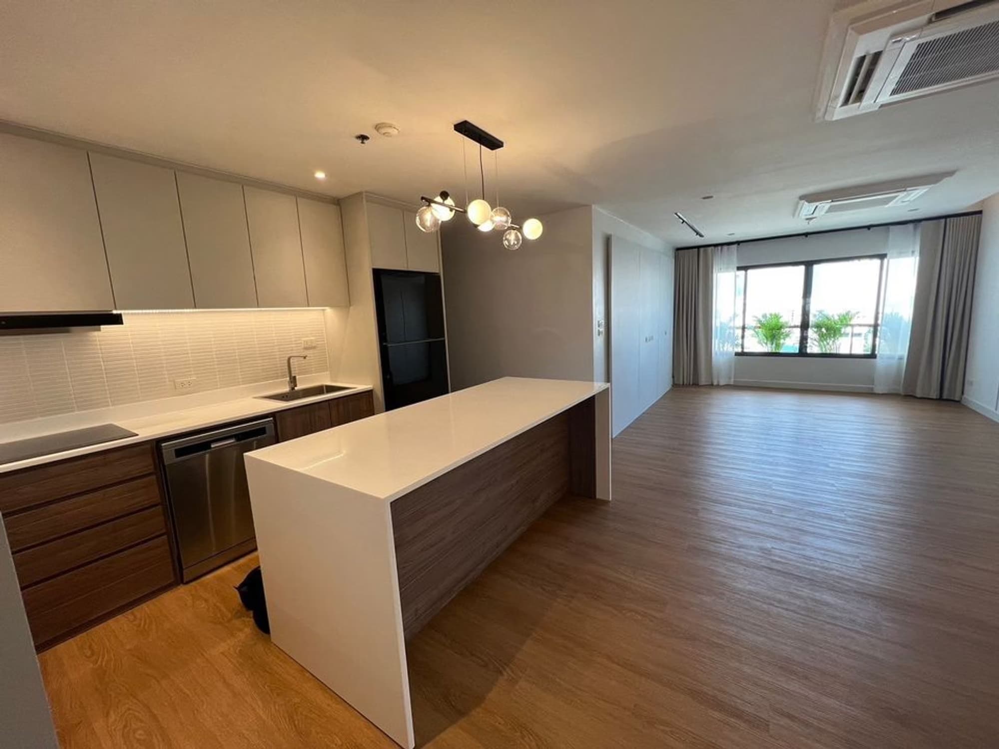 Condo for Rent, Sale at Ban Phloen Chit Apartment - Image 9