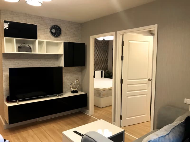 2 Bed Condo for Rent in Khlong Toei