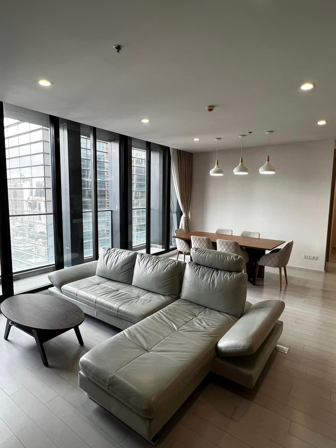 2 Bed Condo for Rent  Near Phloen Chit BTS - Image 1