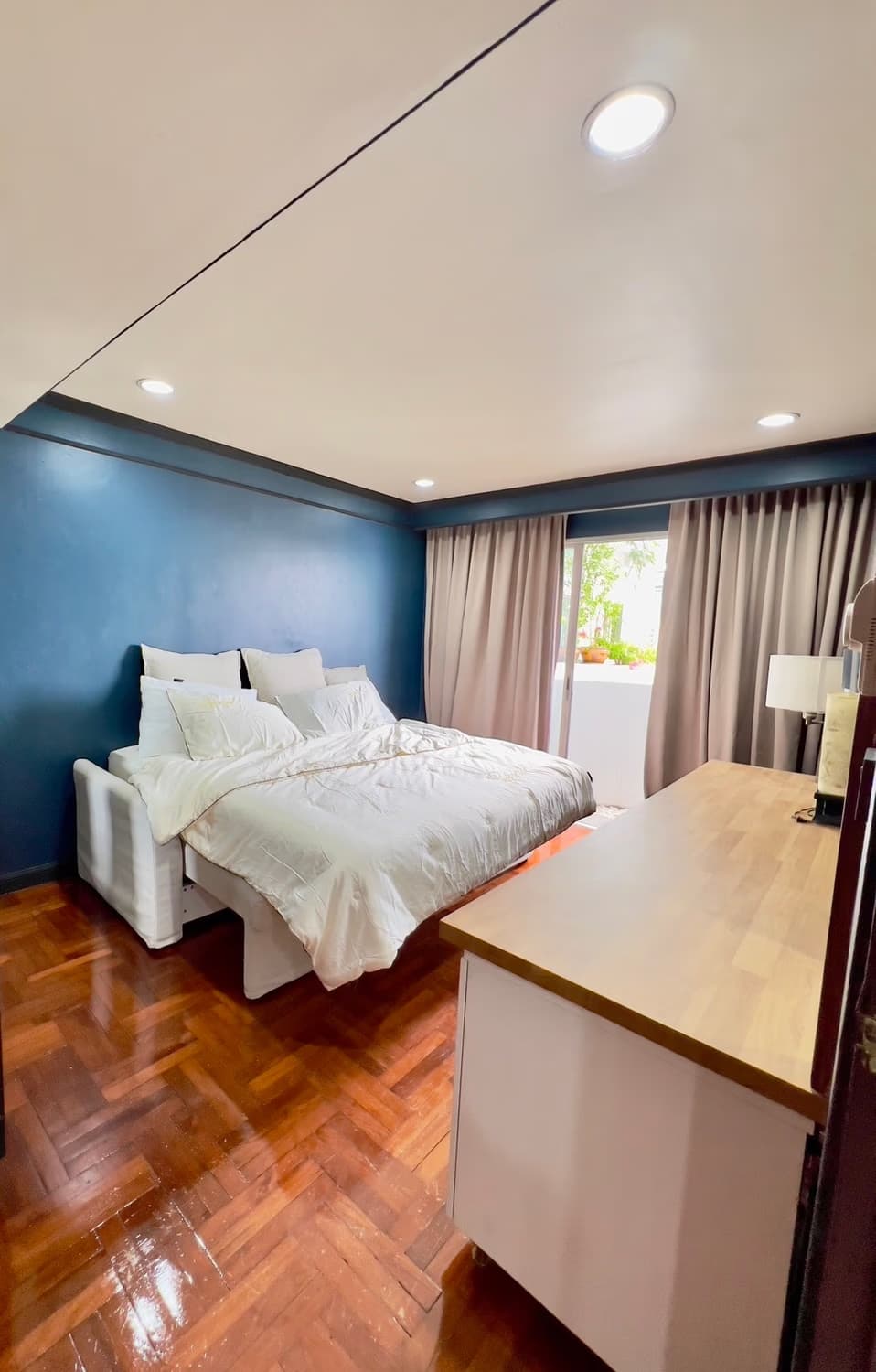 2 Bed Condo for Rent  Near Phloen Chit BTS - Image 8