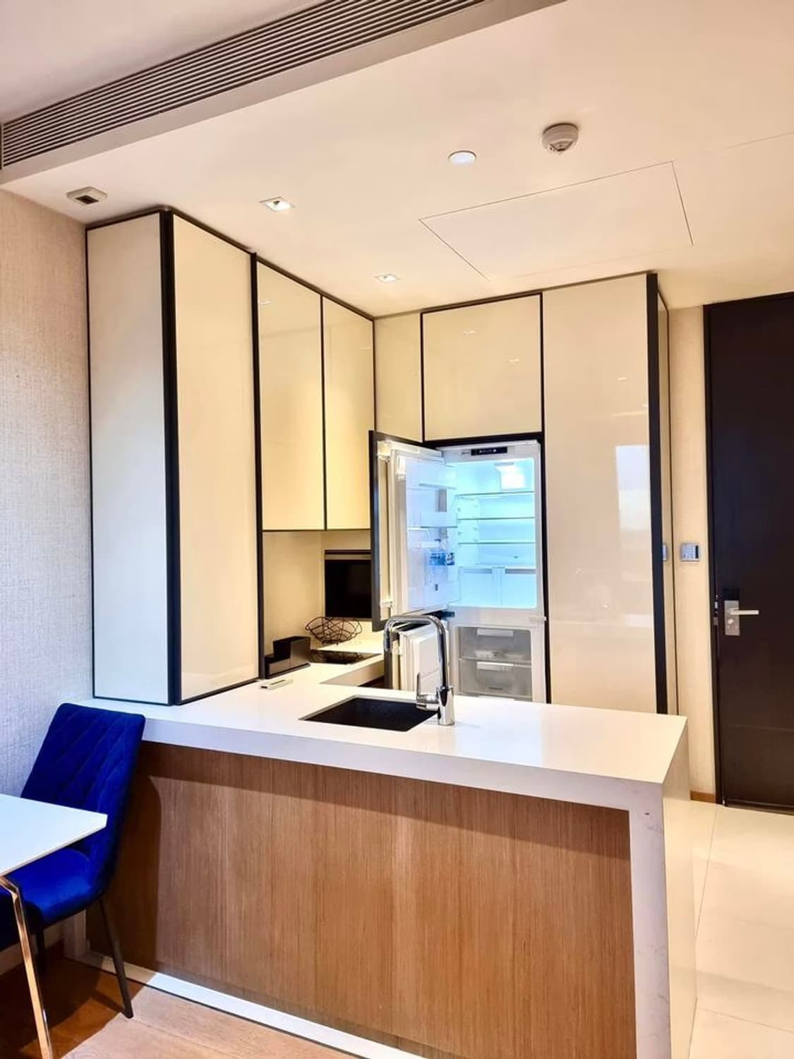 1 Bed Condo for Rent in Khlong Toei - Image 13