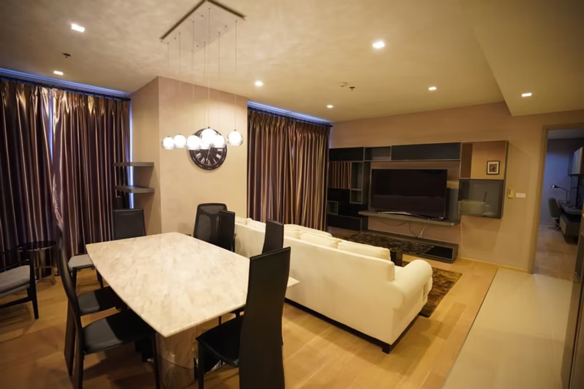 Condo for Sale, Sale w/Tenant at HQ Thonglor by Sansiri - Image 2