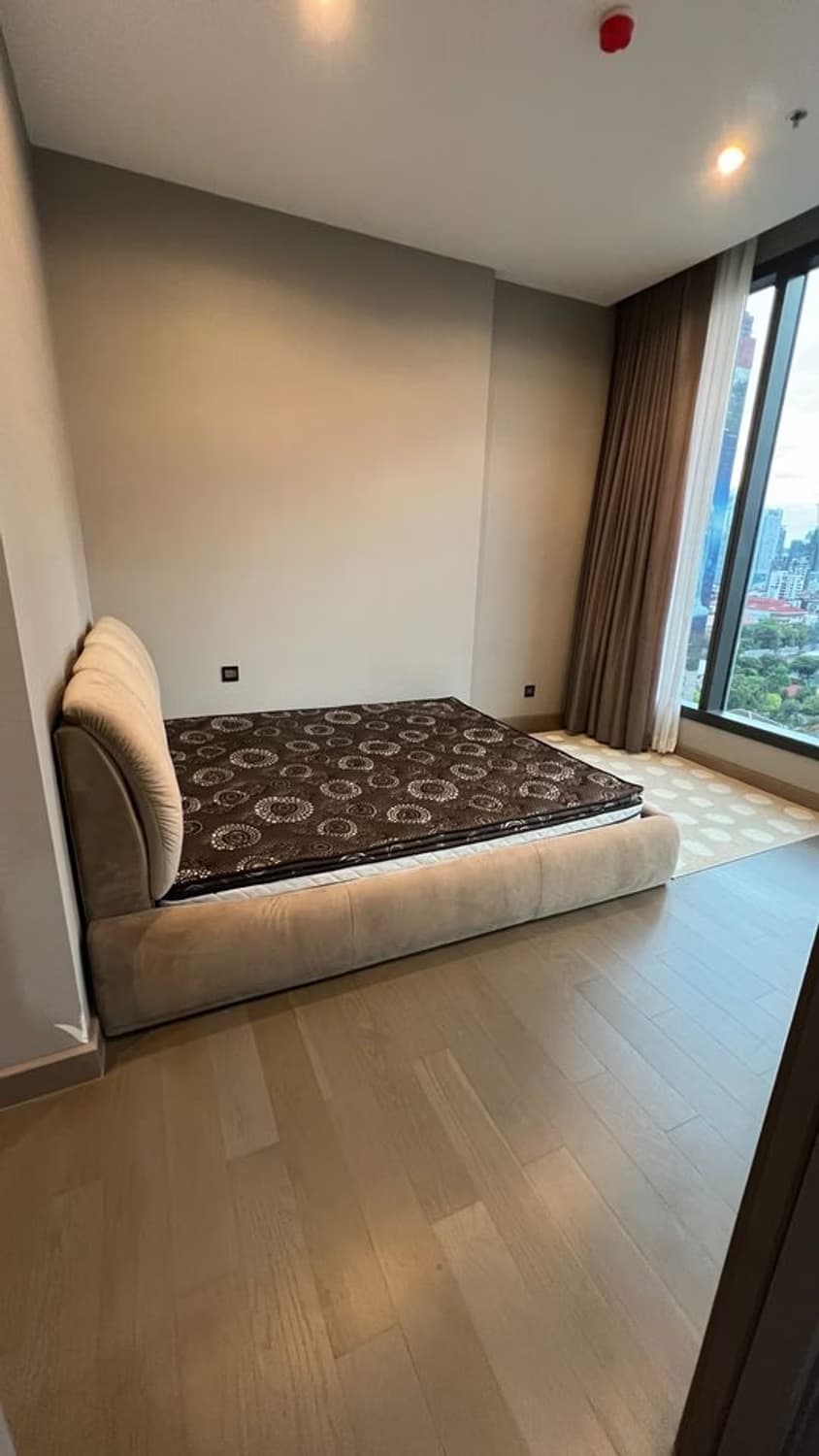 1 Bed Condo for Rent and Sale in Huai Khwang - Image 3