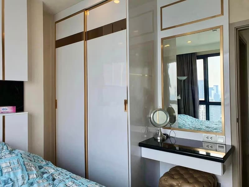 2 Bed Condo for Rent and Sale in Ratchathewi
