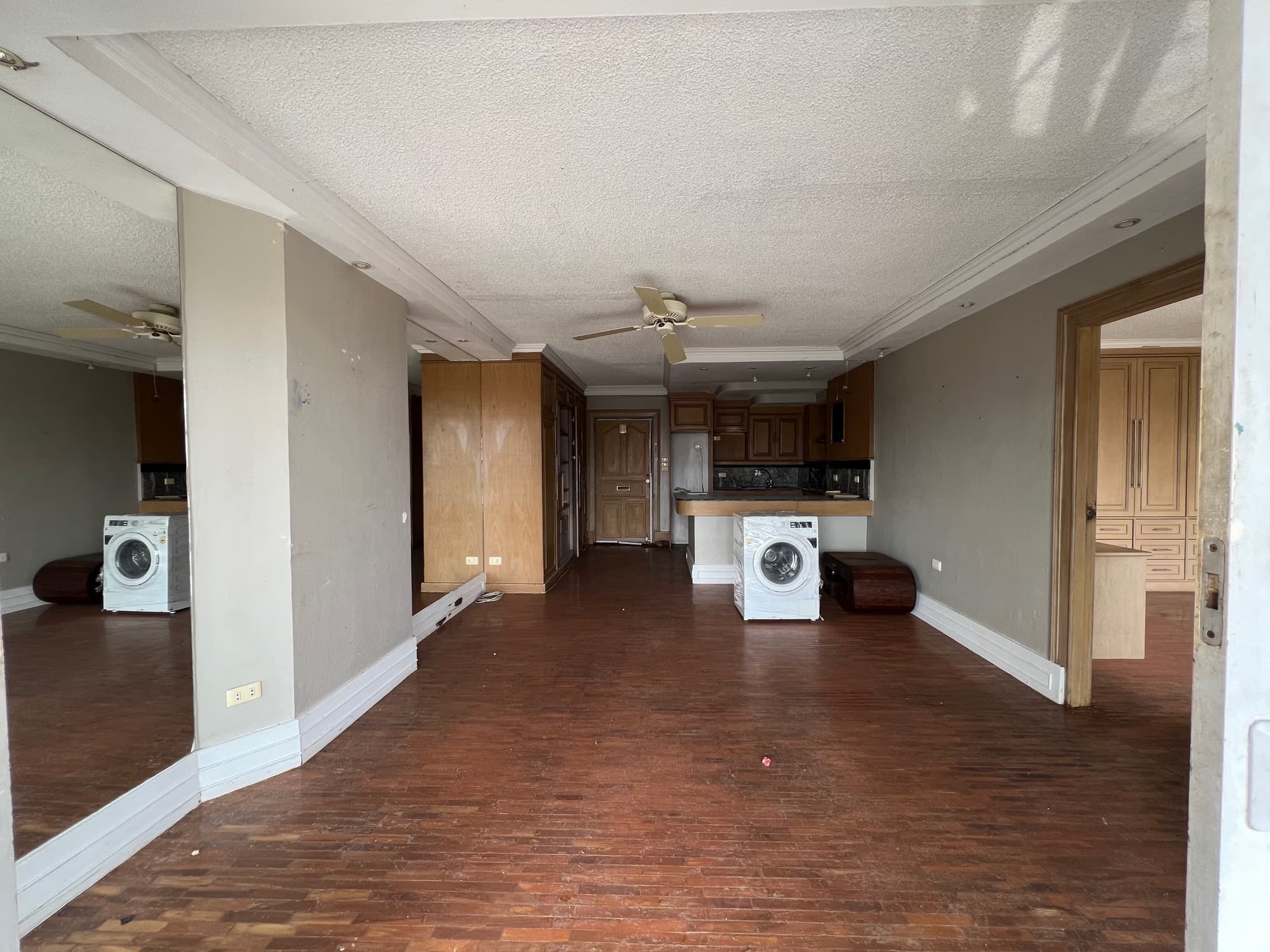 Condo for Sale at Hillside 4 - Image 3