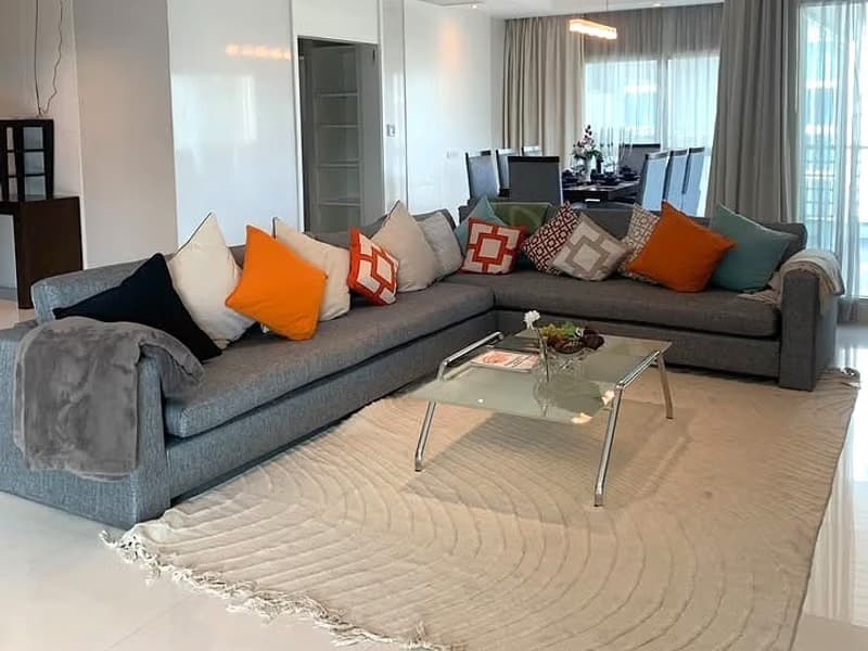 4 Bed Condo for Rent in Pathum Wan