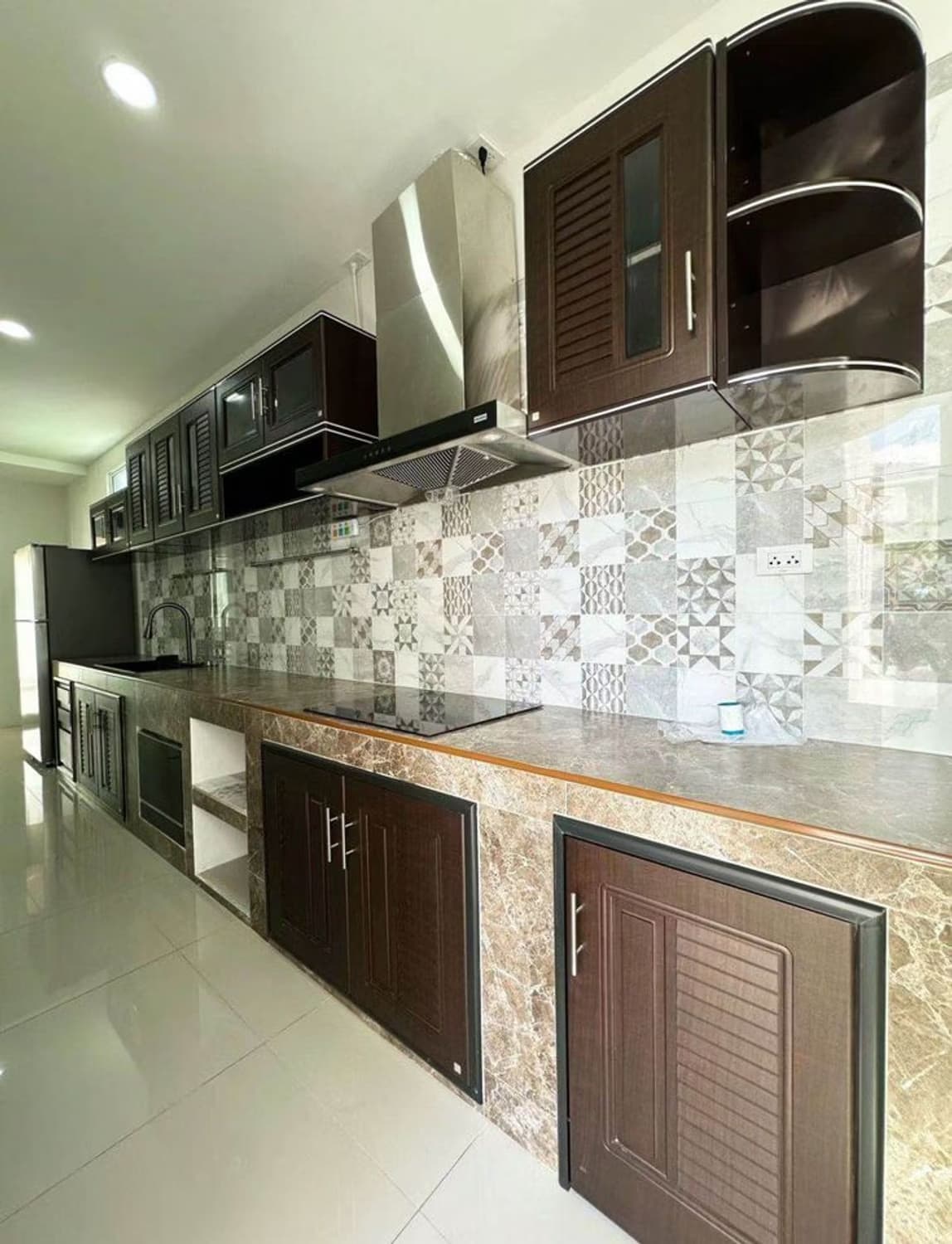 3 Bed House for Rent in undefined - Image 5