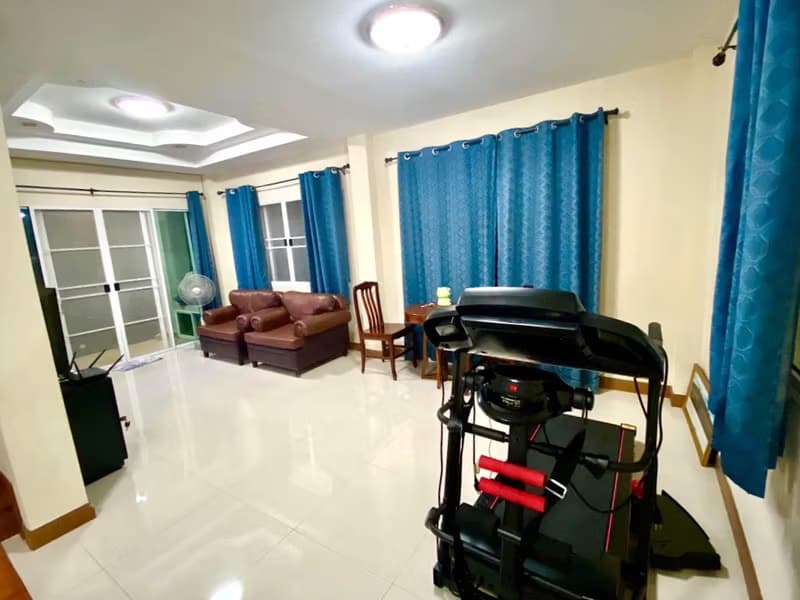 3 Bed House for Rent in San Kamphaeng