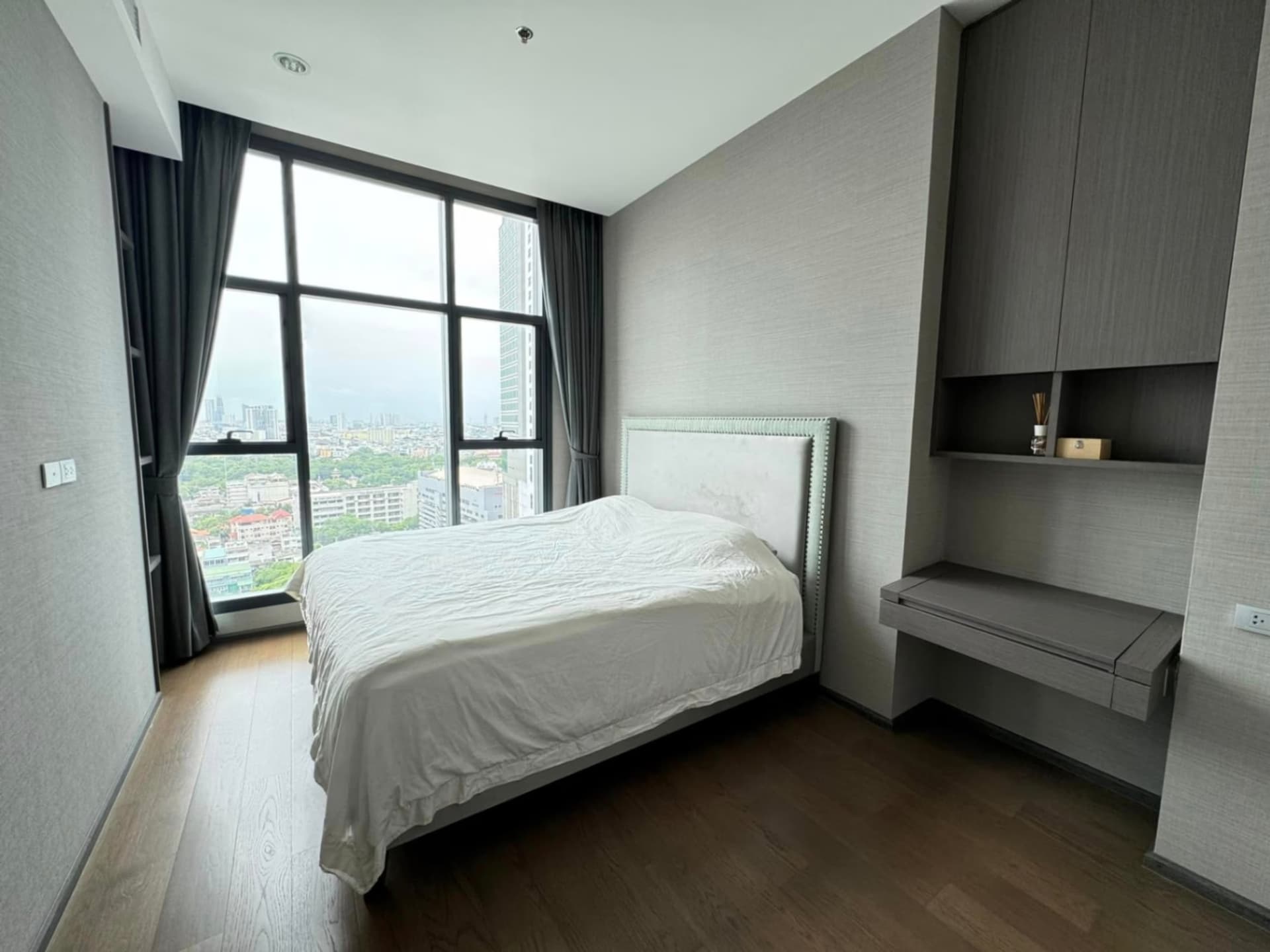 2 Bed Condo for Sale  Near Surasak BTS - Image 7