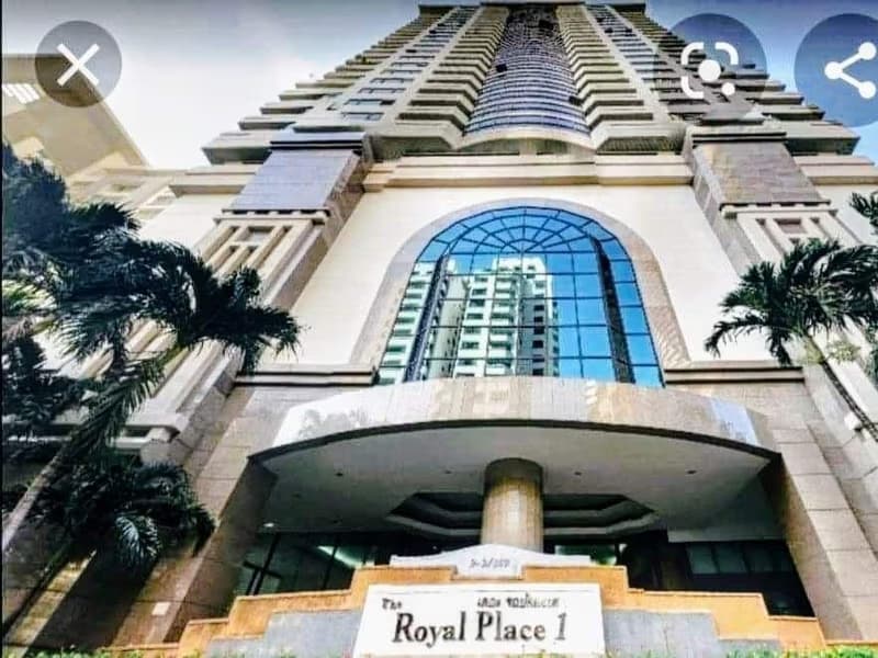 Condo for Rent at The Royal Place 1