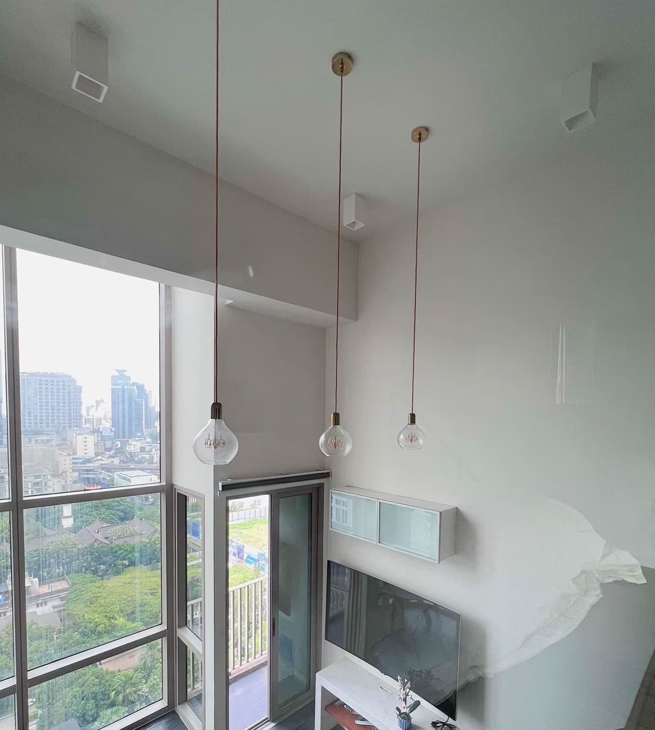 1 Bed Condo for Sale in Khlong Toei - Image 8
