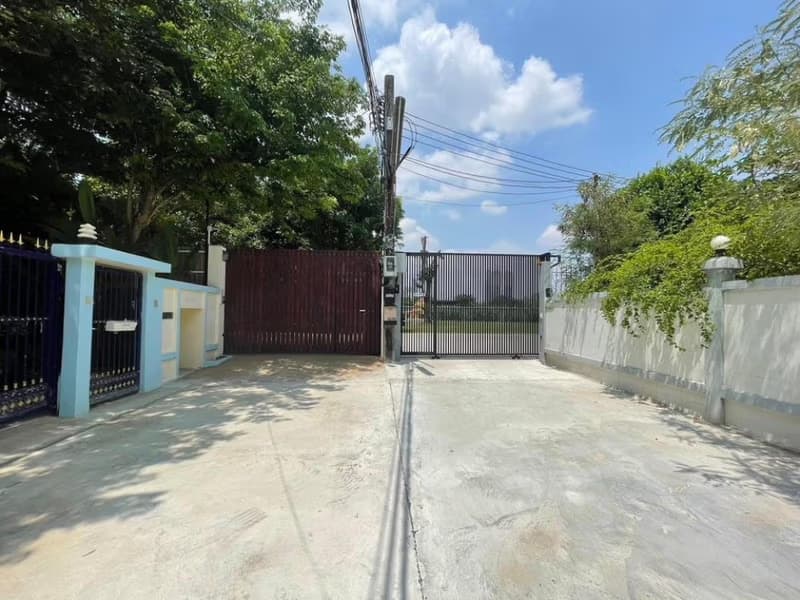 House for Sale at Evergreen Ville 