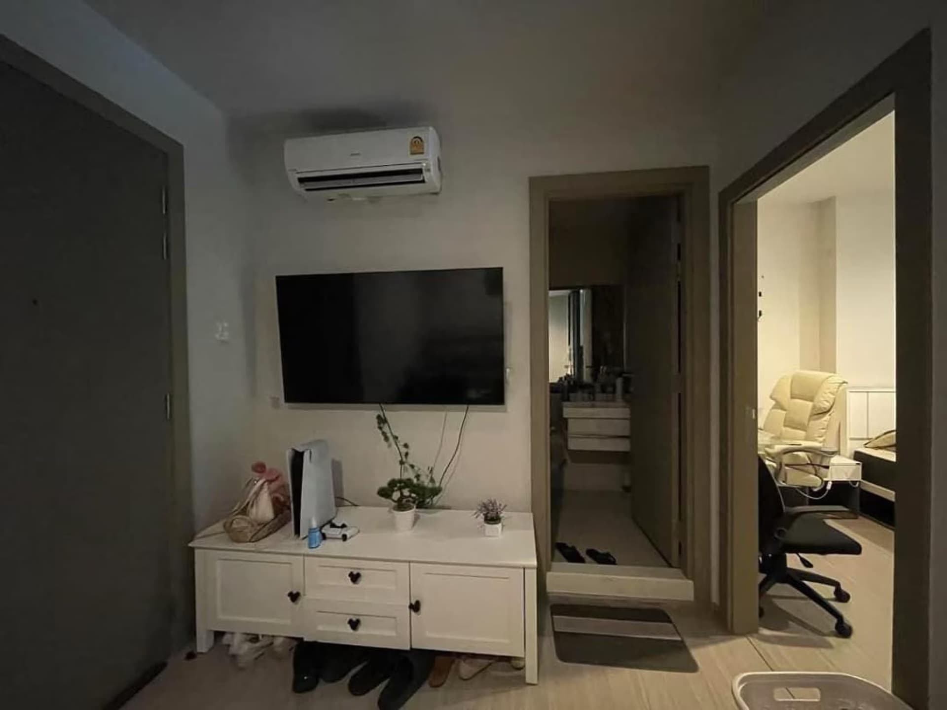 1 卧室 公寓 用于 出租和出售 在 Din Daeng - Image 2