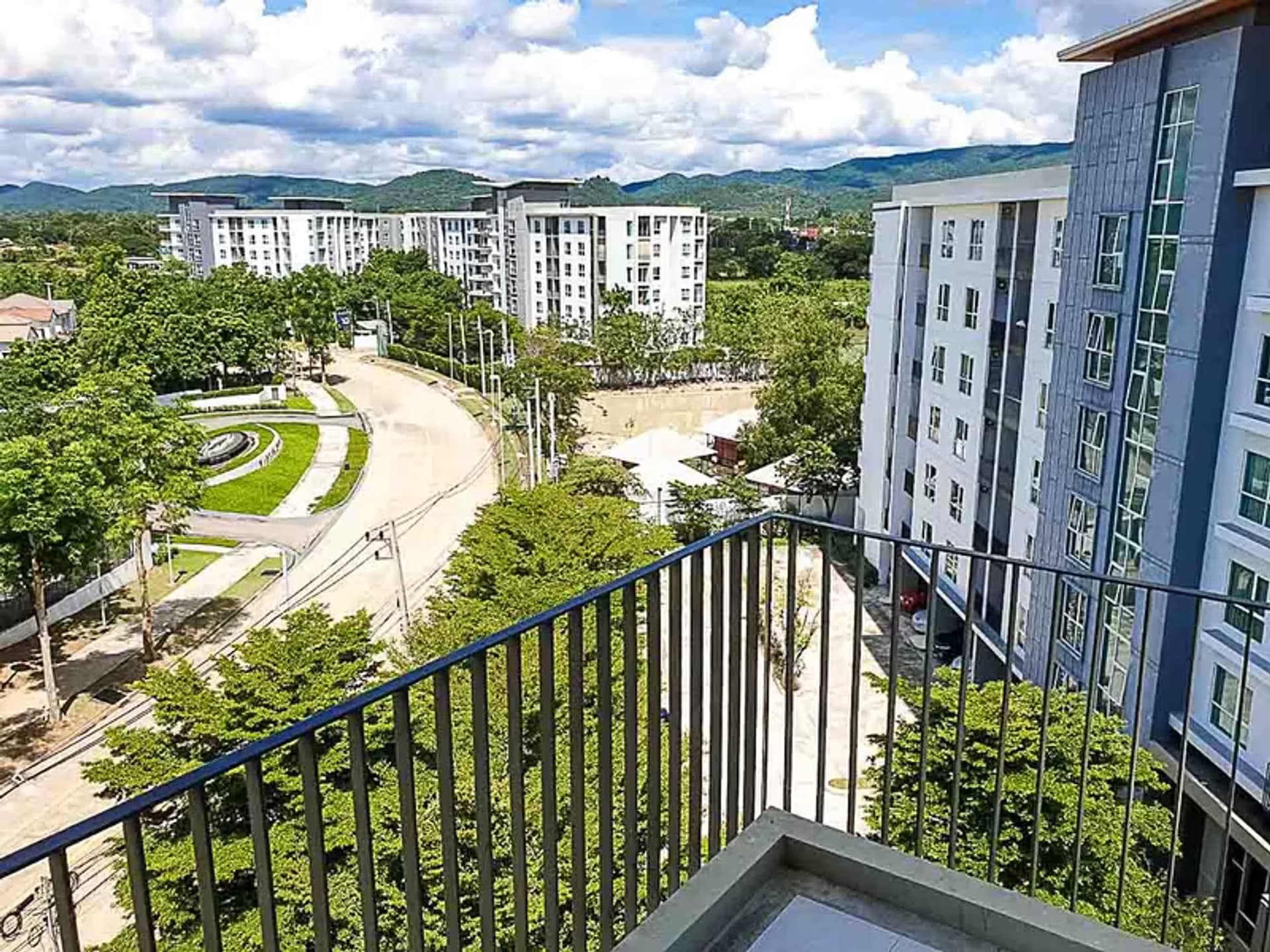 1 Bedroom Condo - Image 3