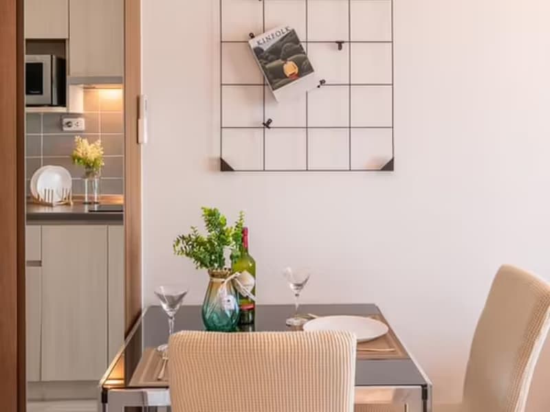1 Bedroom Condo