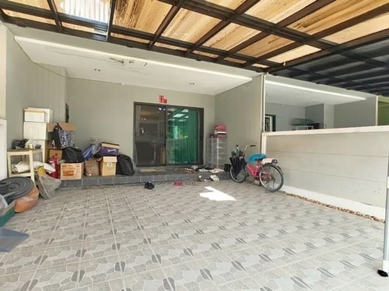 3 Bed Townhouse for Sale in Prawet
