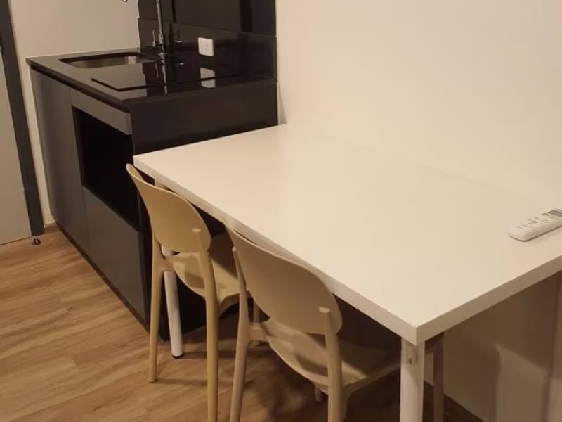 1 Bed Condo for Rent in Huai Khwang