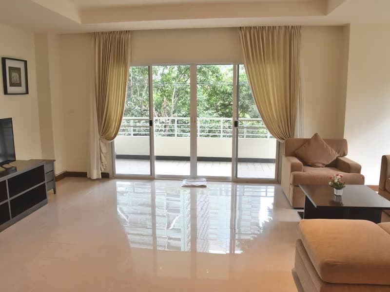 3 Bed Condo for Rent in Sathon