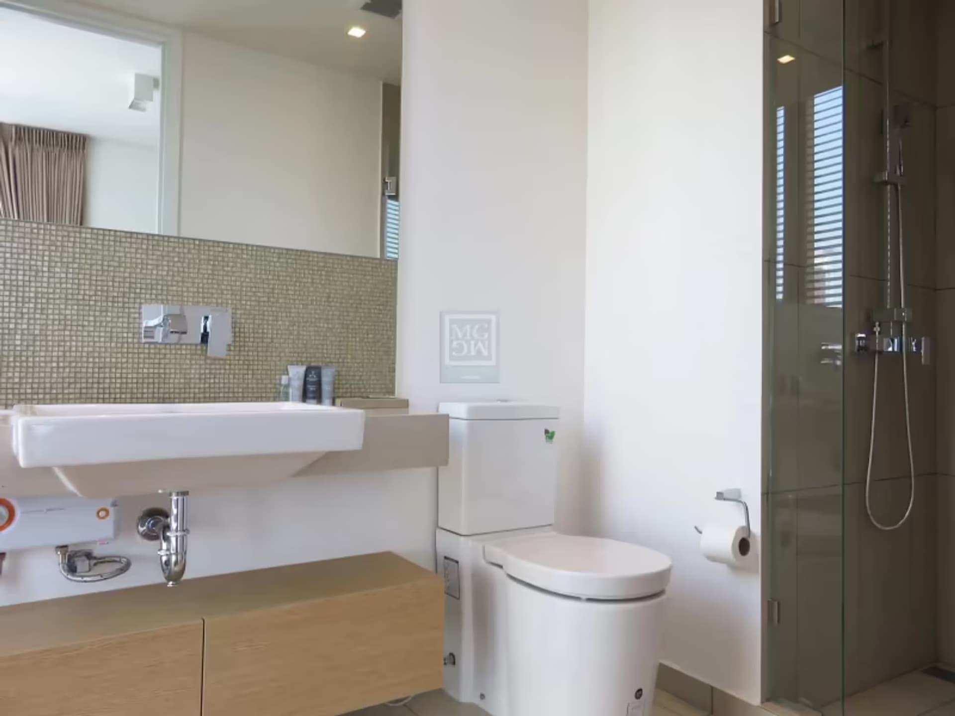 2 Bedroom Condo - Image 10