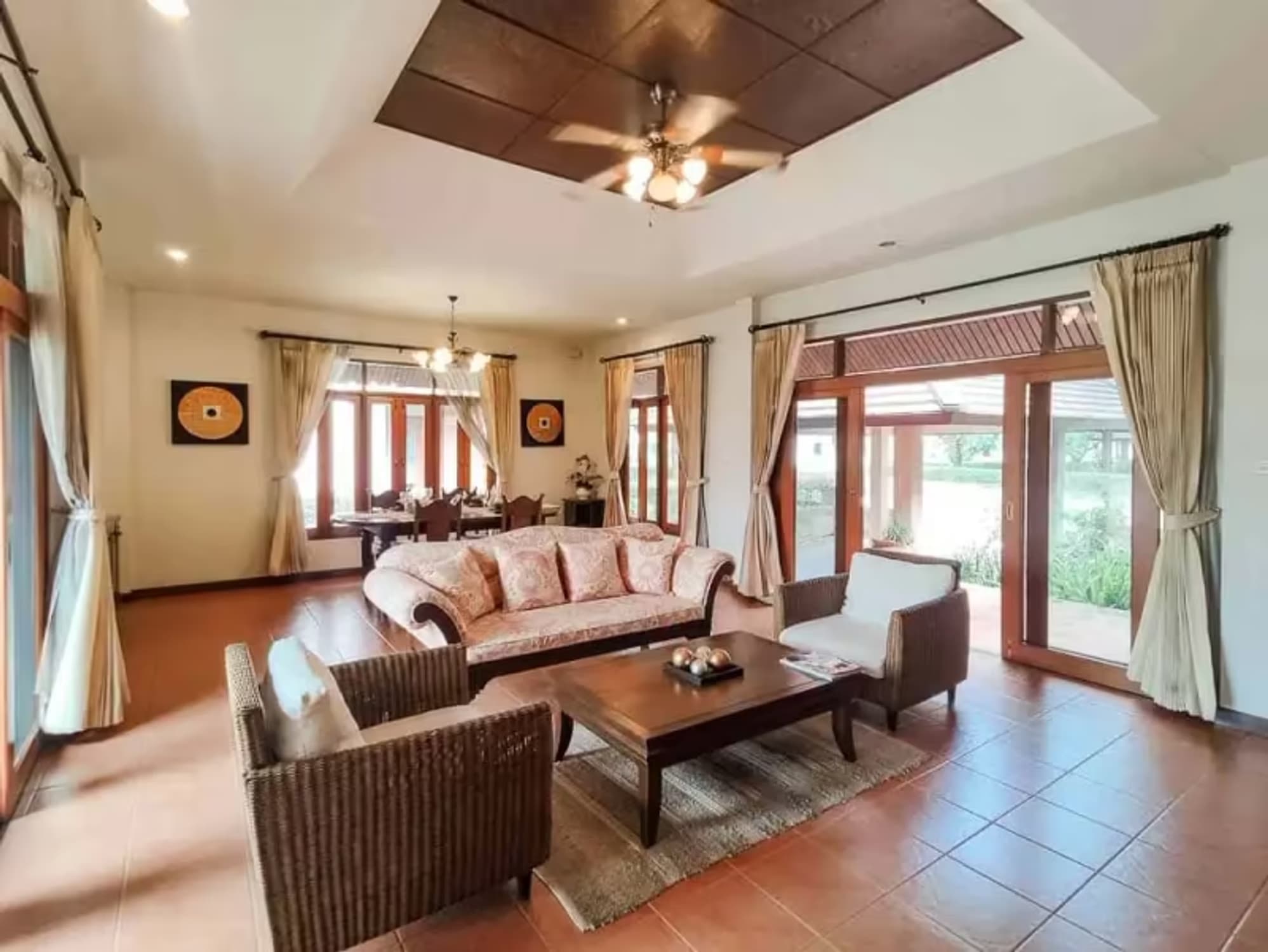 2 Bedroom House - Image 11