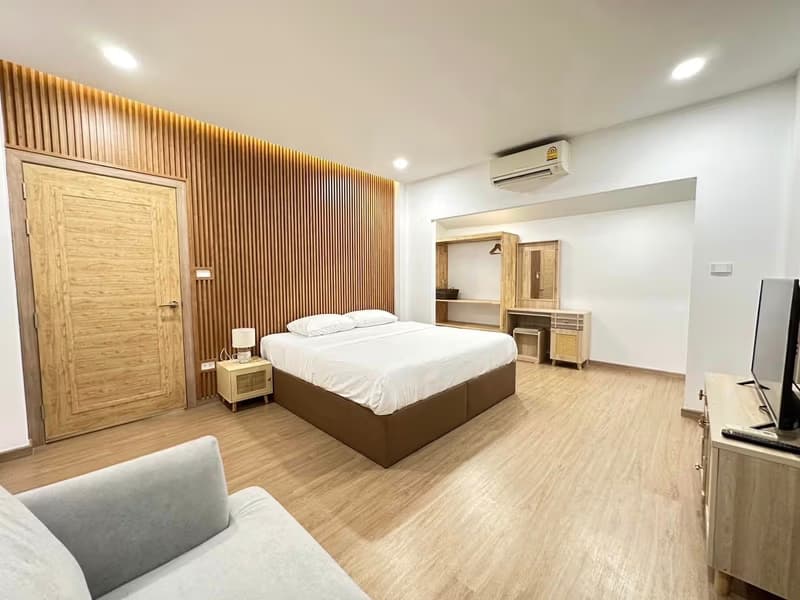 4 Bed House for Rent in Mueang Chiang Mai