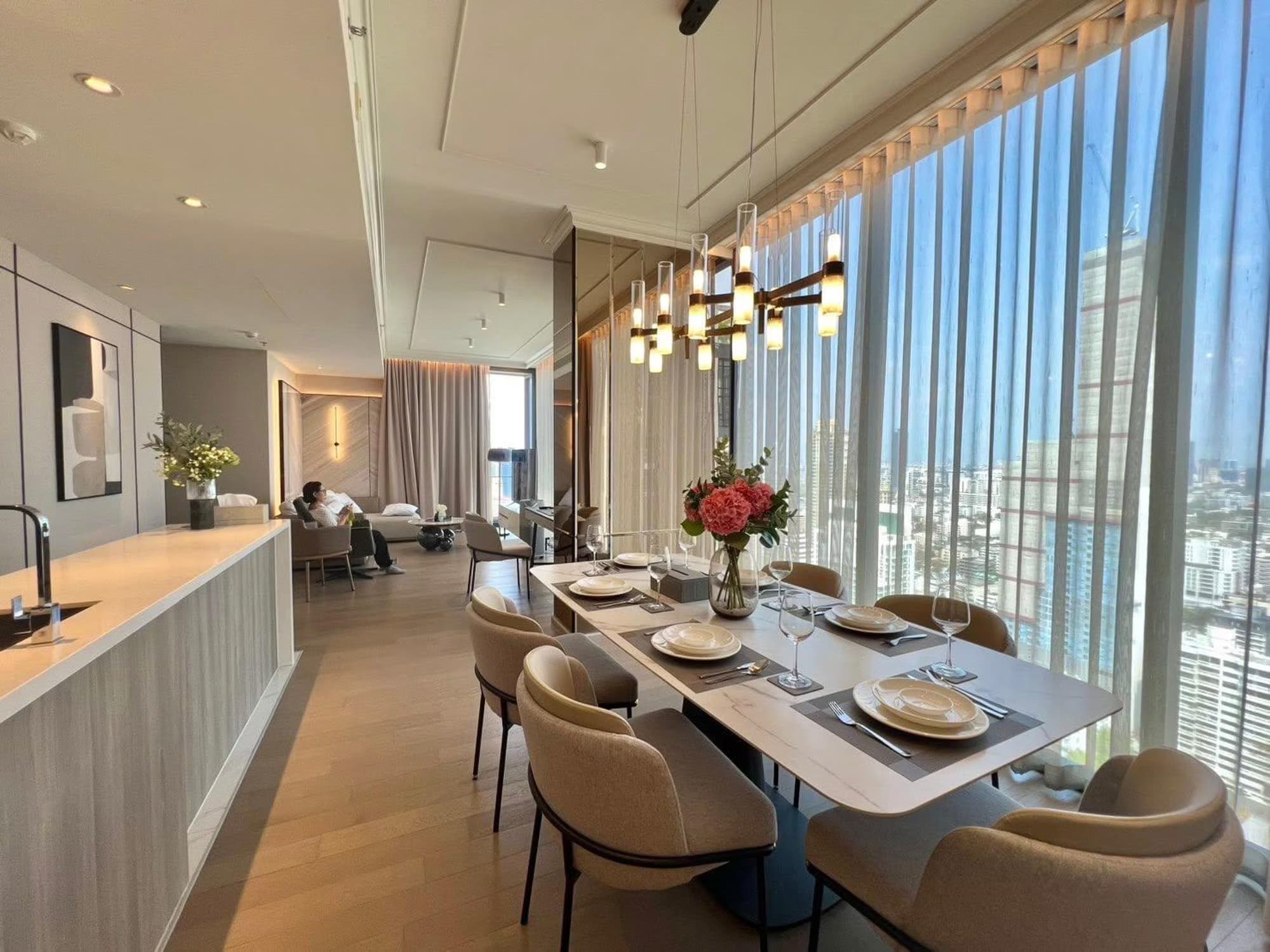 3 Bed Condo for Rent in Watthana - Image 2