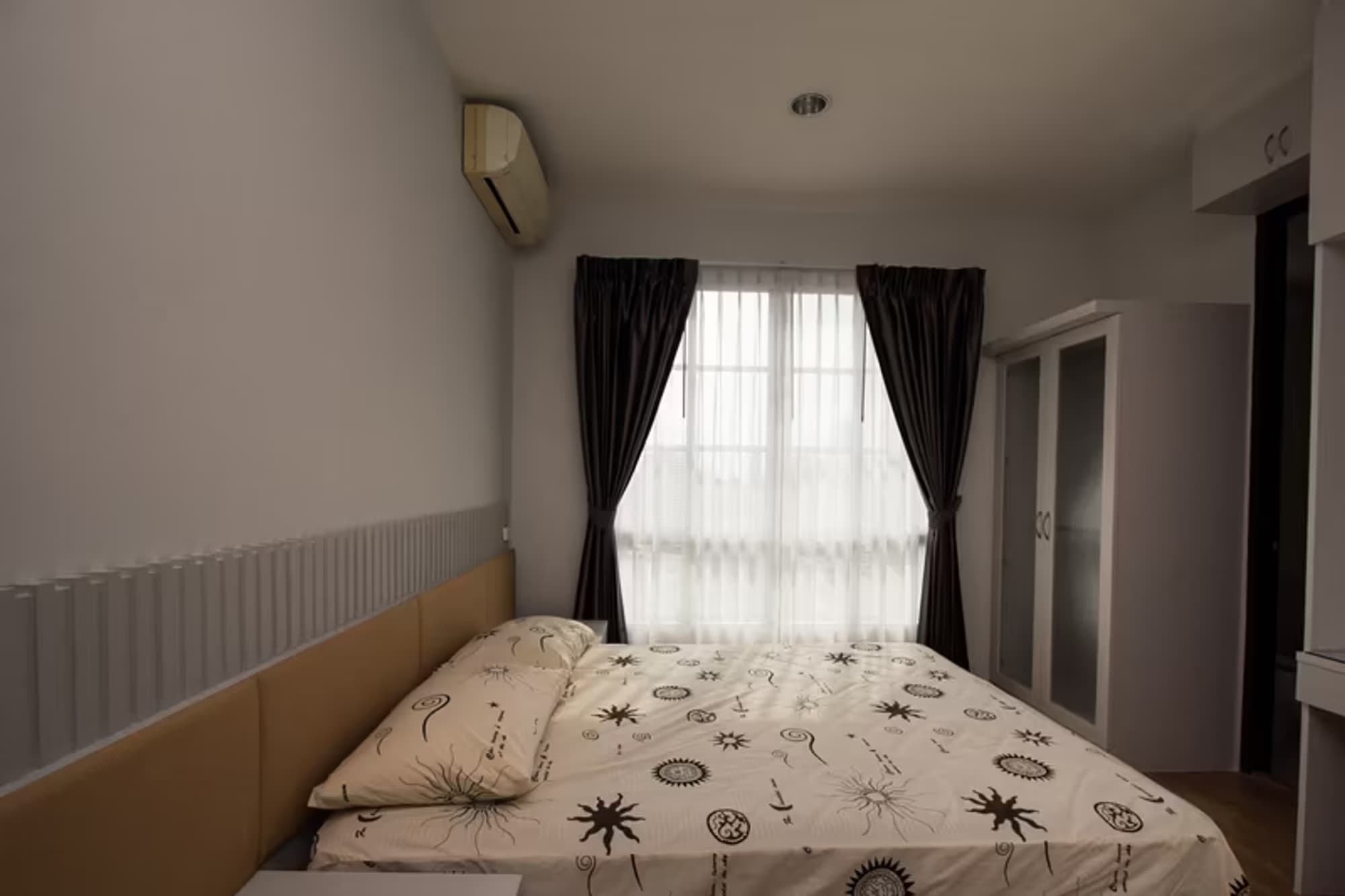 3 Bedroom Condo - Image 5