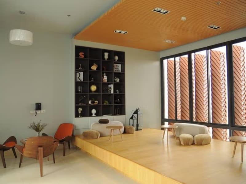 3 Bed Condo for Sale in Ratchathewi
