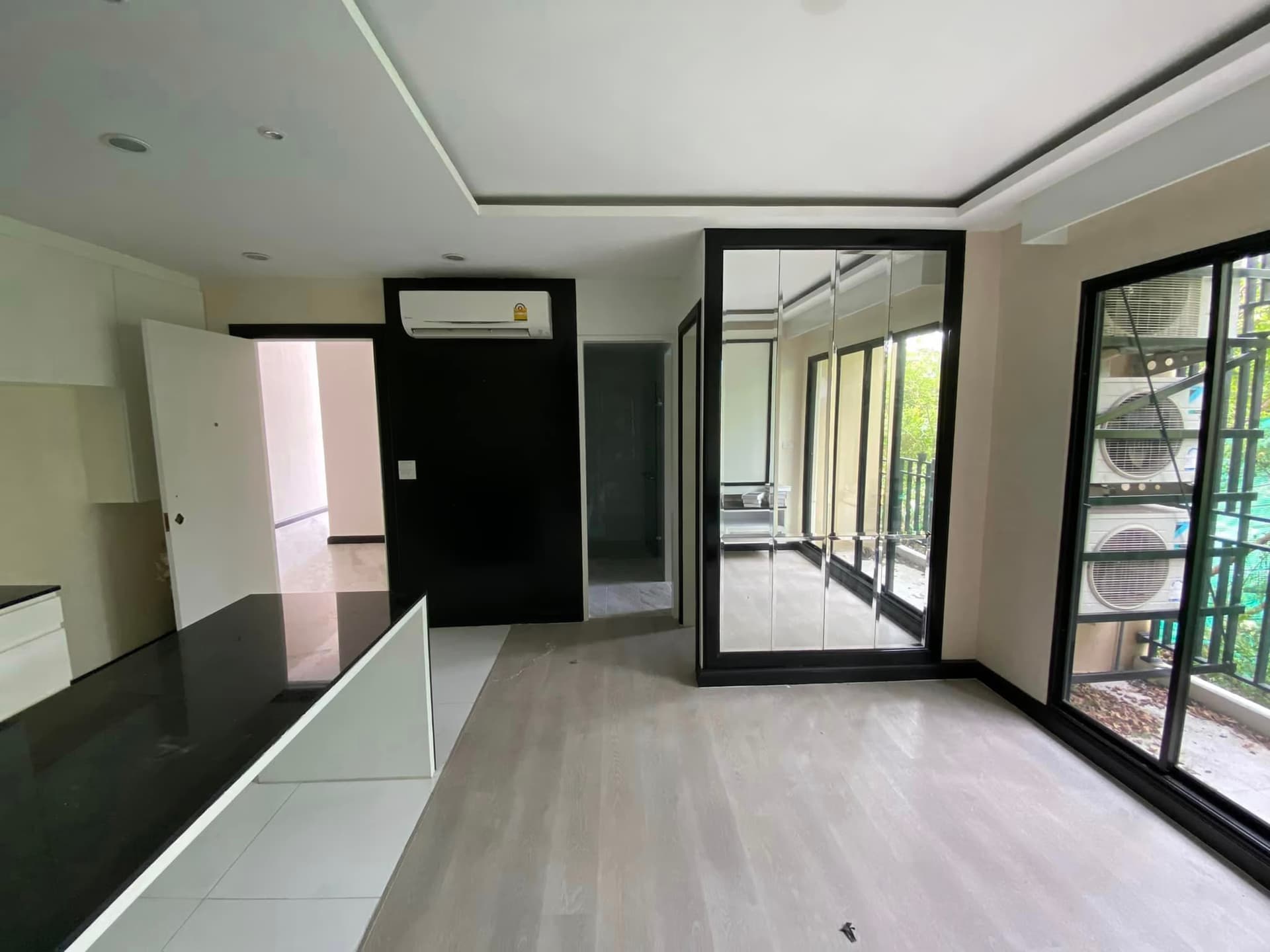 Land for rent with building in Bearing area. - Image 3