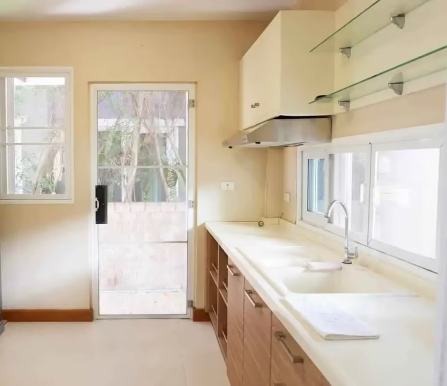 3 Bedroom House - Image 2