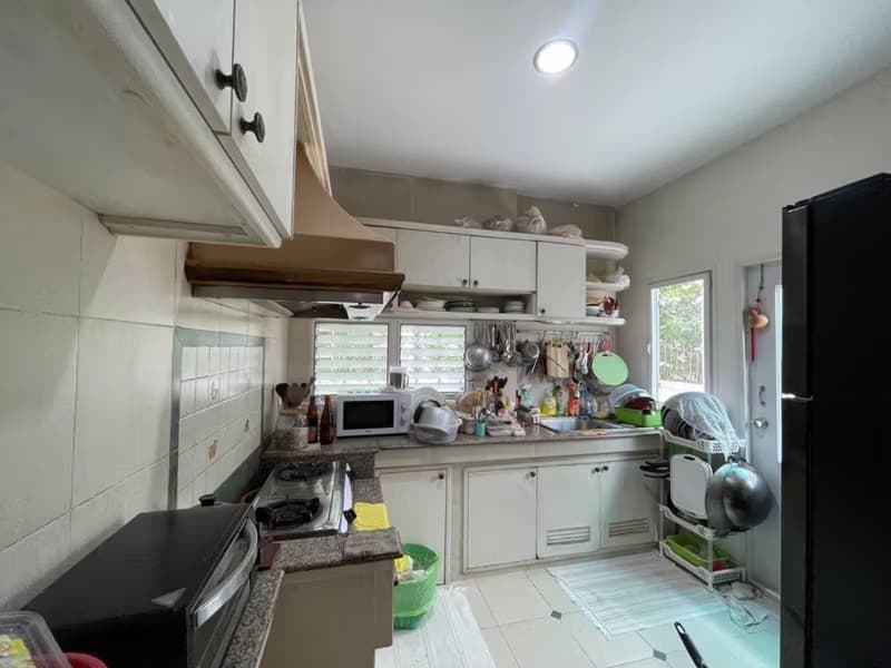4 Bed House for Sale in Prawet