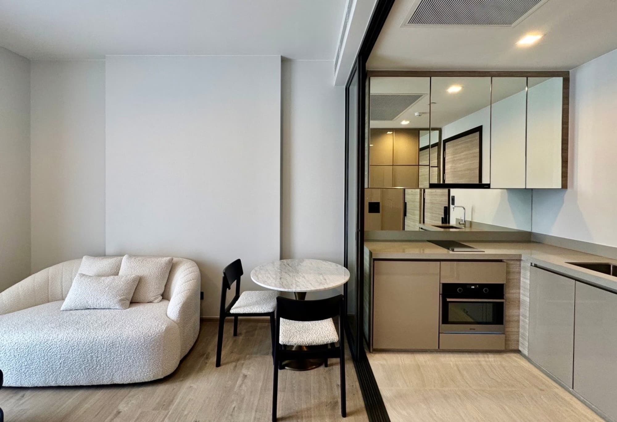 1 ห้องนอน คอนโด สำหรับ จำหน่าย ใน 	จตุจักร - Image 2