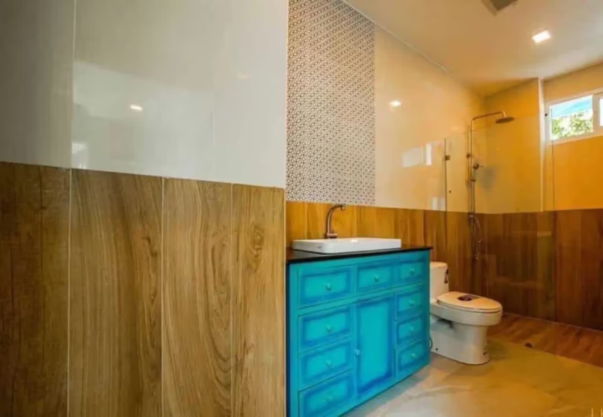 4 Bedroom House - Image 8