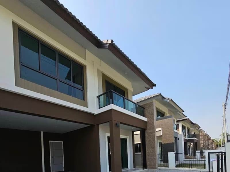 House for Rent in Chai Sathan, Saraphi.