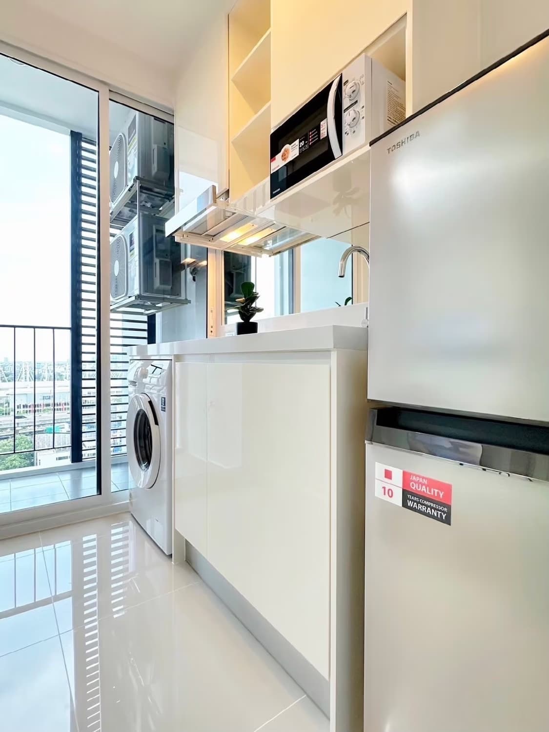 1 Bed Condo for Rent in Bangna - Image 4