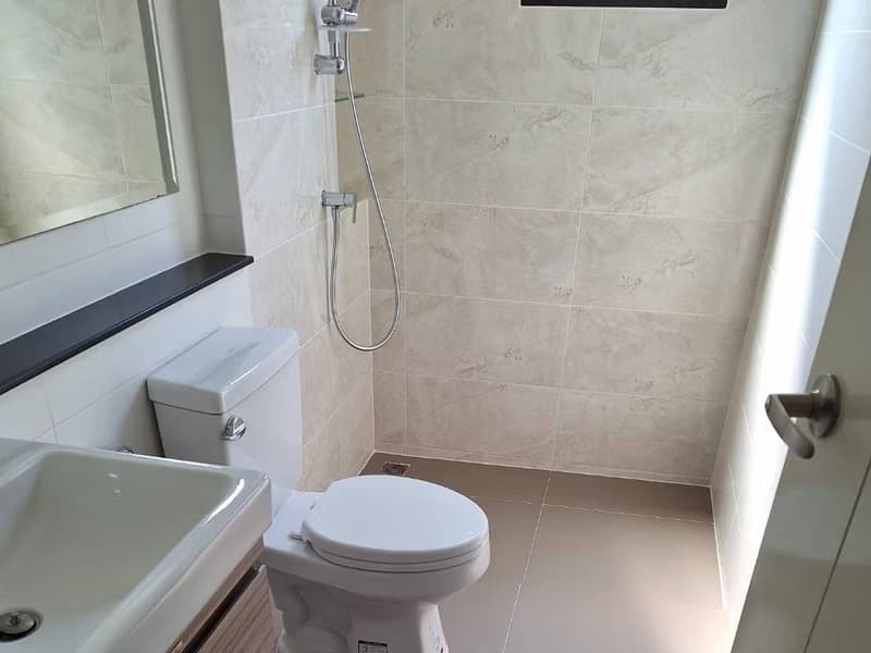 4 Bed House for Sale in Prawet